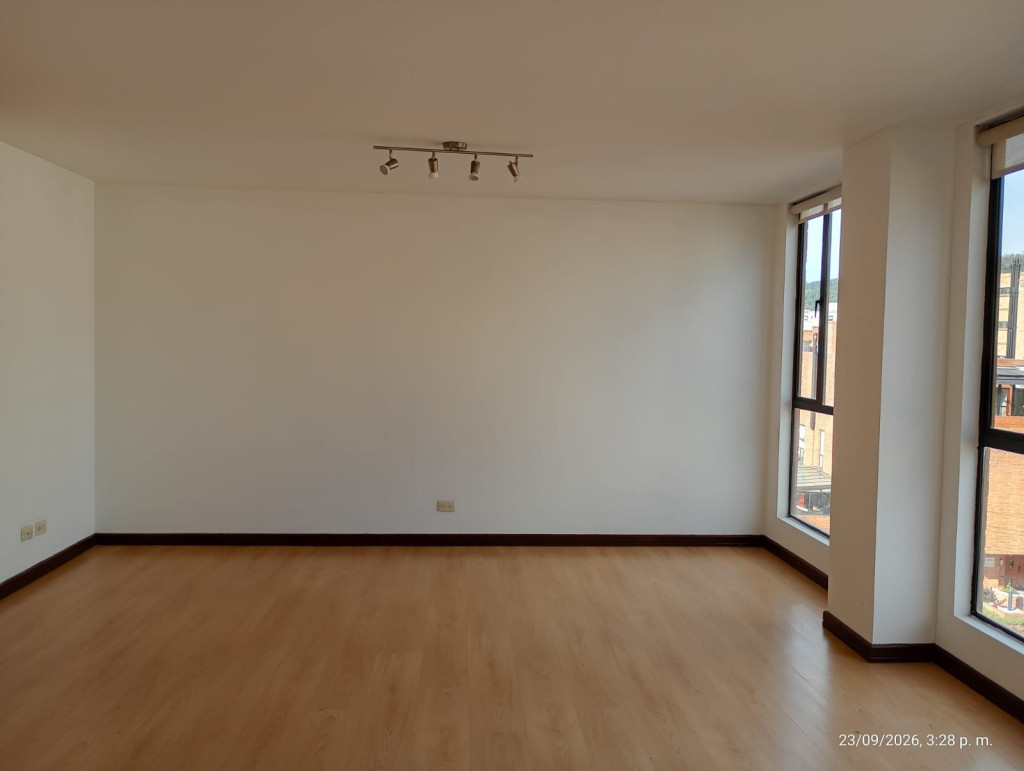 Apartamento en venta en Cedritos, Bogotá · foto 4 de 23