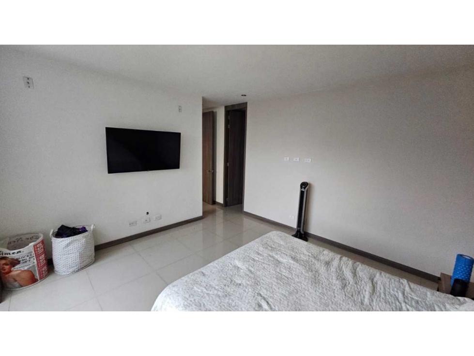 Apartamento en venta en Zona Centro, Envigado · foto 9 de 17