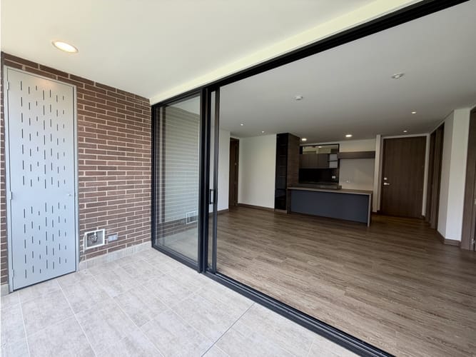 Apartamento de 2 alcobas en arriendo en Los Balsos, Rionegro, 94 m² · foto 6 de 13