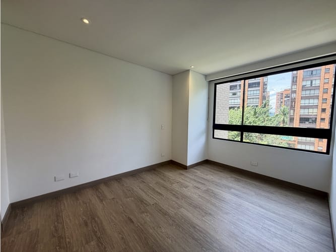 Apartamento de 2 alcobas en arriendo en Los Balsos, Rionegro, 94 m² · foto 10 de 13