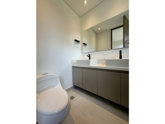 Apartamento de 2 alcobas en arriendo en Los Balsos, Rionegro, 94 m² · foto 12 de 13