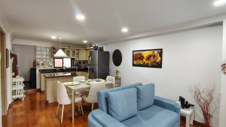 Edificio en venta en La Gloria, Medellín, 413 m² · foto 10 de 24