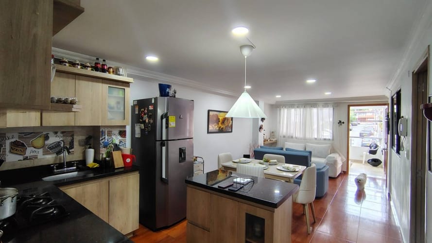Edificio en venta en La Gloria, Medellín, 413 m² · foto 12 de 24