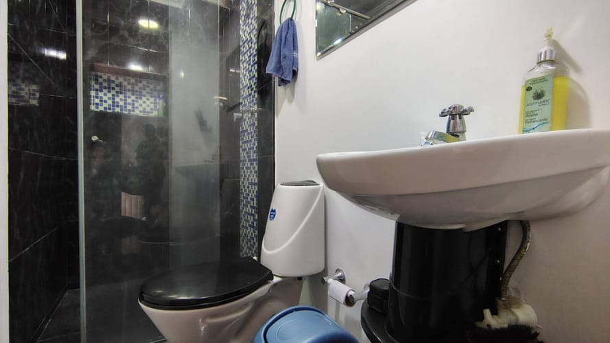 Edificio en venta en La Gloria, Medellín, 413 m² · foto 15 de 24
