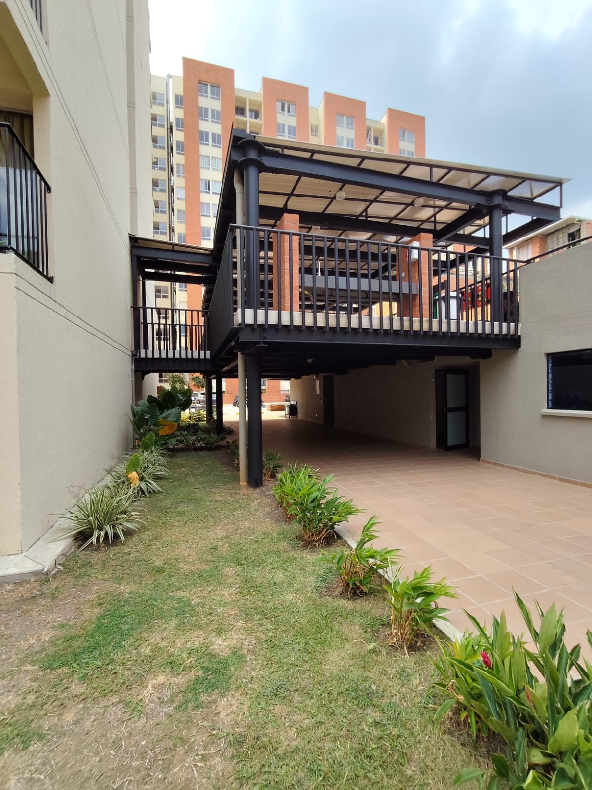 Apartamento en venta en Bellavista, Cali · foto 3 de 22