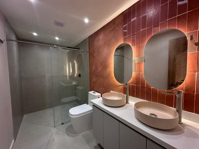 Casa de 3 alcobas en venta en El Poblado, Medellín, 195 m² · foto 17 de 18