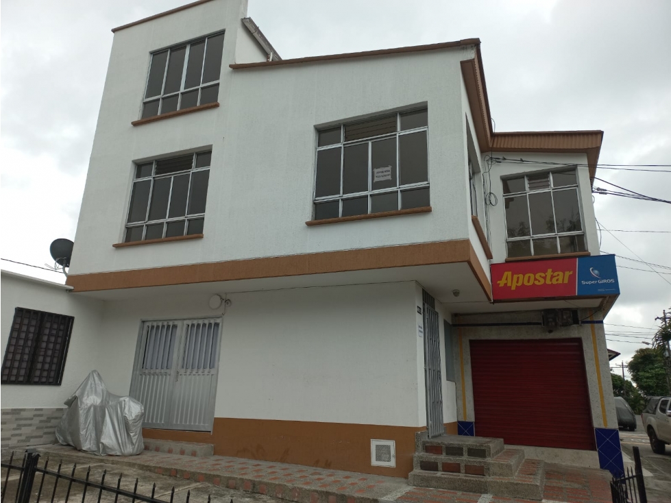 Casa en venta en Jardin I Etapa, Pereira · foto 2 de 24