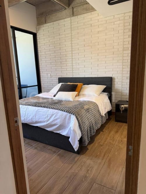 Apartamento de 1 alcoba en arriendo en Simesa, Medellín, 53 m² · foto 2 de 8