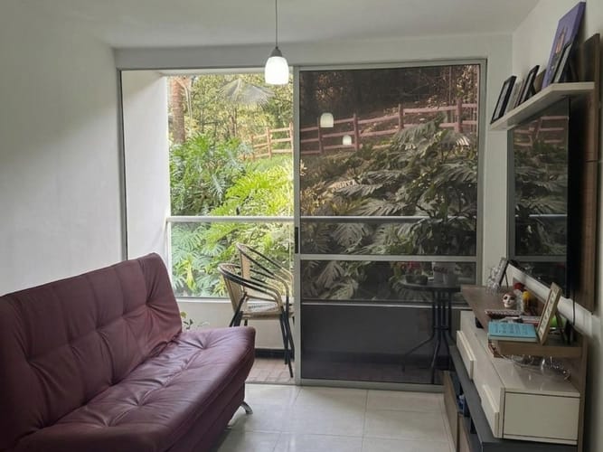 Apartamento de 3 alcobas en venta en Las Lomitas, Envigado, 72 m² · foto 2 de 17