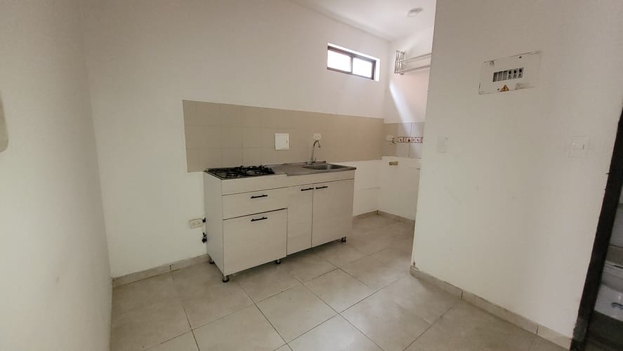 Casa de 9 alcobas en venta en Santa Lucia, Chía, 276 m² · foto 3 de 21
