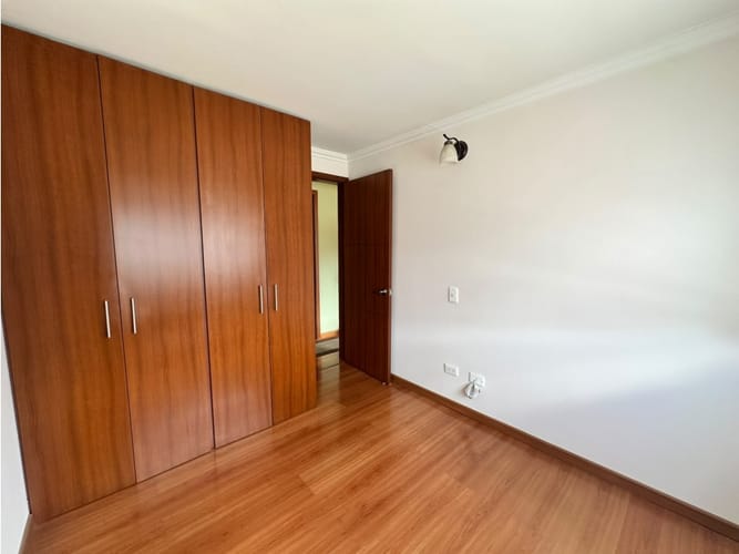 Apartamento de 3 alcobas en venta en Hacienda Casablanca La Herreria, Madrid, 62 m² · foto 7 de 10