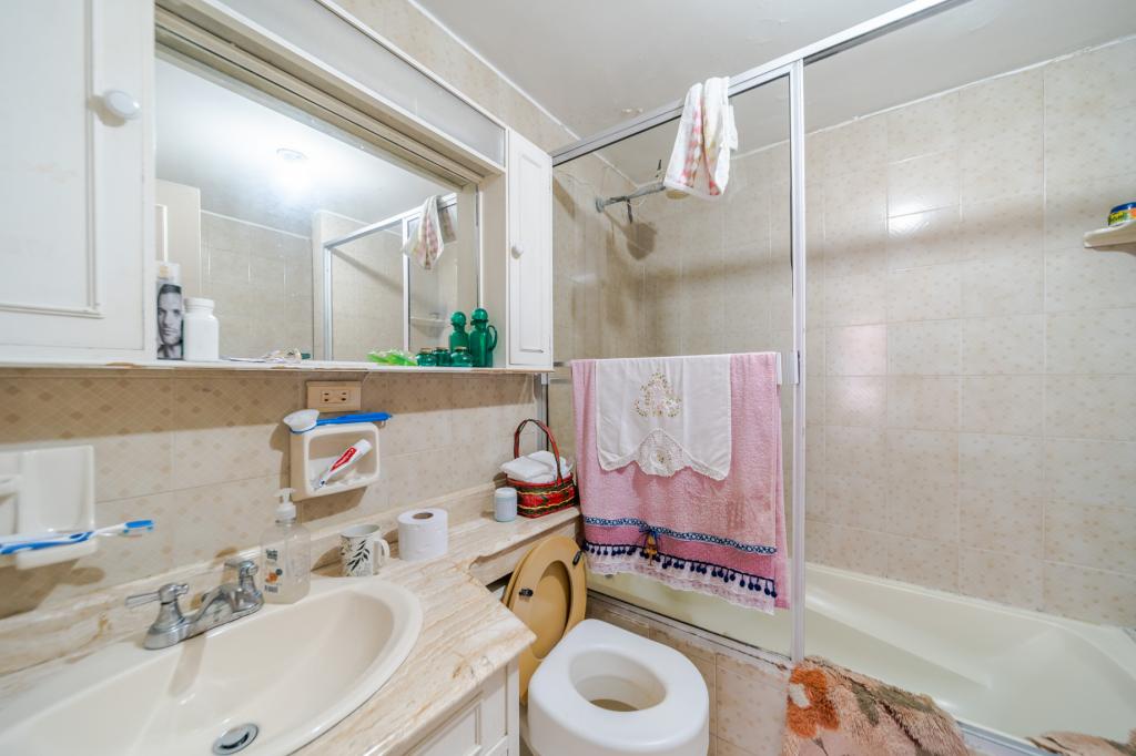 Apartamento en venta en Santa Barbara Central, Bogotá · foto 14 de 24
