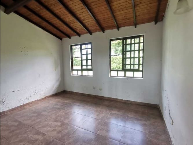Casa de 5 alcobas en venta en Murillo, Armenia, 320 m² · foto 13 de 24
