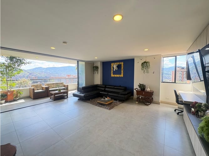 Apartamento de 2 alcobas en venta en Mesa, Envigado, 116 m² · foto 3 de 14