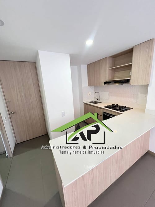 Apartaestudio en arriendo en Shellmar, Medellín, 56 m² · foto 3 de 22