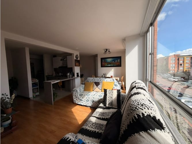 Apartamento de 4 alcobas en venta en Sietetrojes, Funza, 90 m² · foto 2 de 18