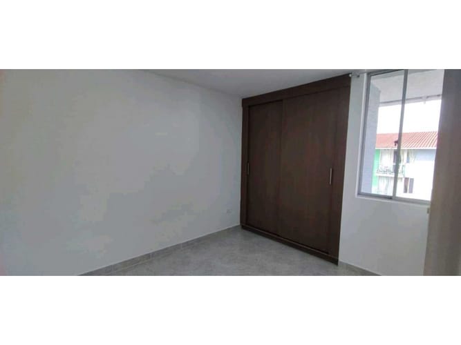 Apartamento de 2 alcobas en venta en Primero De Mayo, Armenia, 48 m² · foto 6 de 9