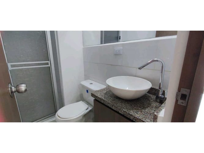 Apartamento de 2 alcobas en venta en Primero De Mayo, Armenia, 48 m² · foto 7 de 9