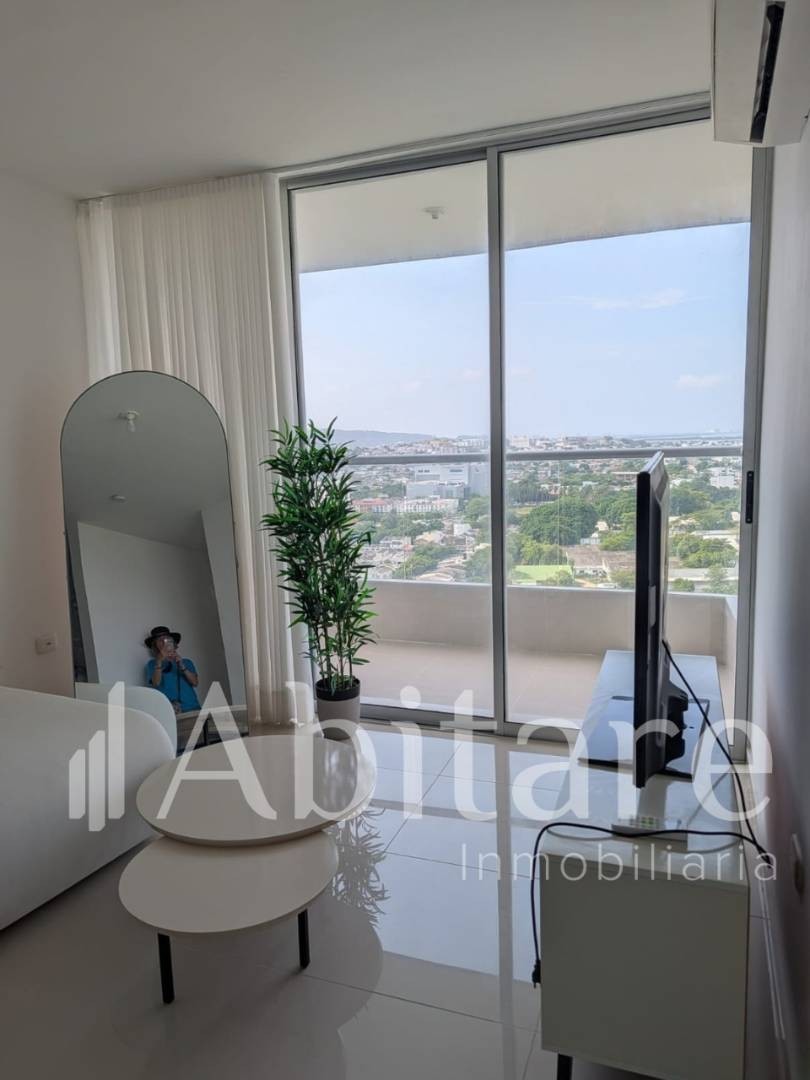 Apartamento en venta en El Golf, Cartagena · foto 2 de 15