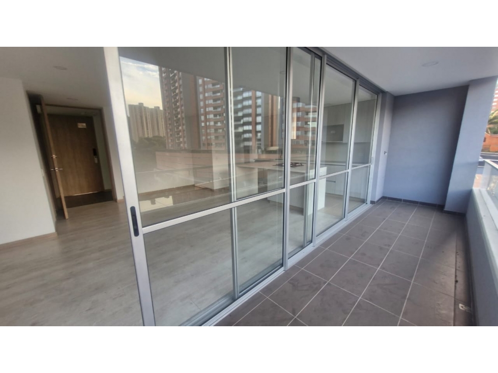 Apartamento en venta en Suramérica, La Estrella · foto 2 de 15
