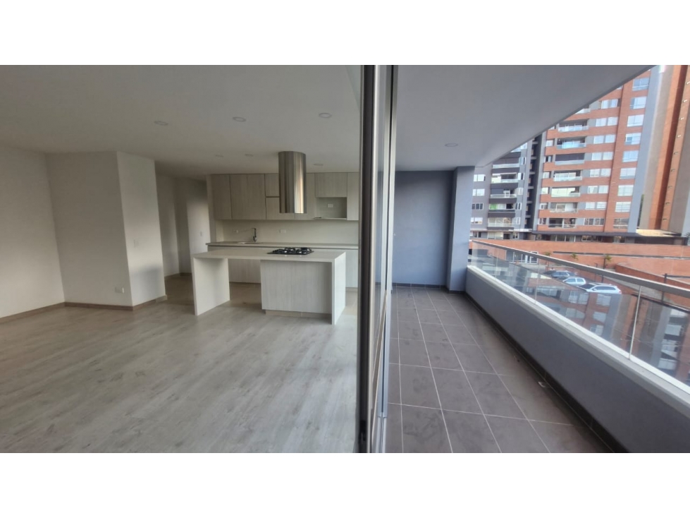Apartamento en venta en Suramérica, La Estrella · foto 3 de 15