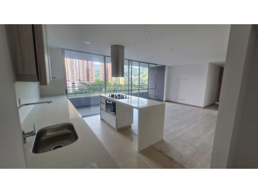 Apartamento en venta en Suramérica, La Estrella · foto 5 de 15