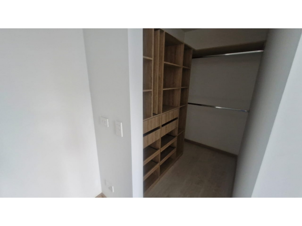 Apartamento en venta en Suramérica, La Estrella · foto 12 de 15