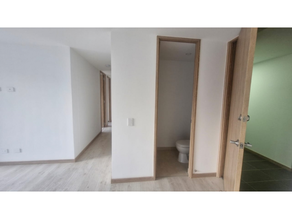 Apartamento en venta en Suramérica, La Estrella · foto 13 de 15