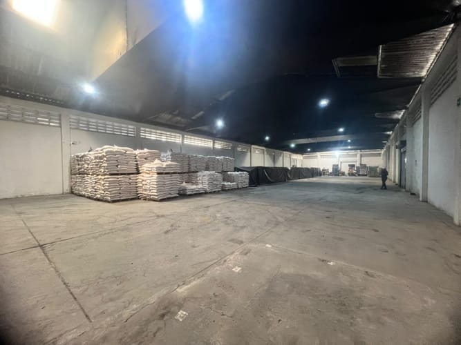 Bodega en arriendo en El Bosque, Cartagena, 1011 m² · foto 5 de 6