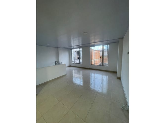 Edificio en venta en San Jose, Pereira, 220 m² · foto 13 de 21