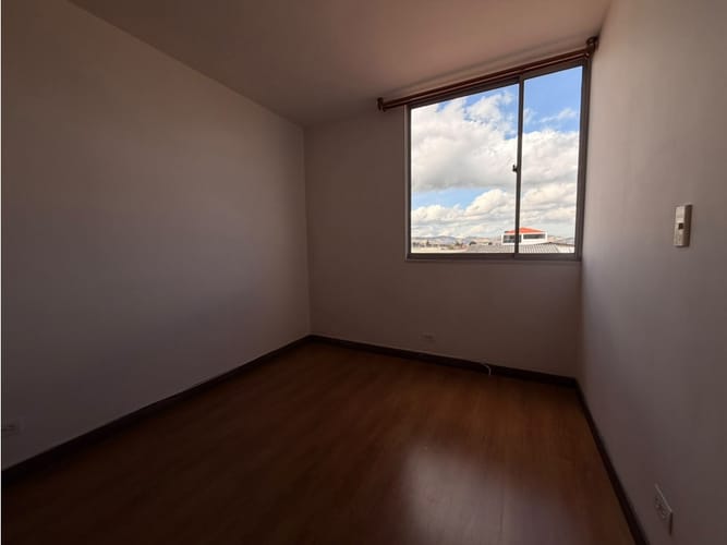 Apartamento de 4 alcobas en venta en Ub. Prados De San Andres, Funza, 87 m² · foto 9 de 22