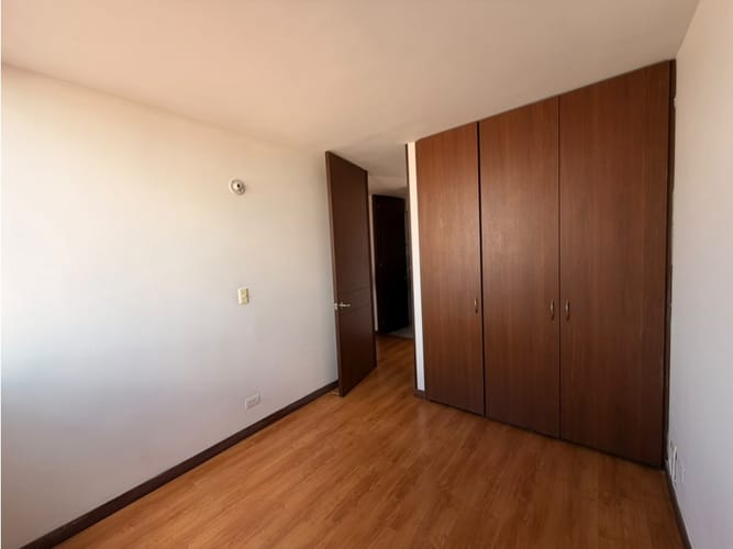 Apartamento de 4 alcobas en venta en Ub. Prados De San Andres, Funza, 87 m² · foto 10 de 22