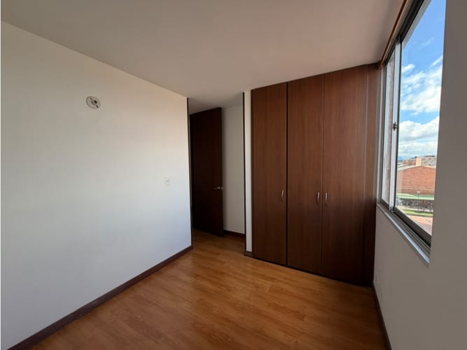 Apartamento de 4 alcobas en venta en Ub. Prados De San Andres, Funza, 87 m² · foto 13 de 22