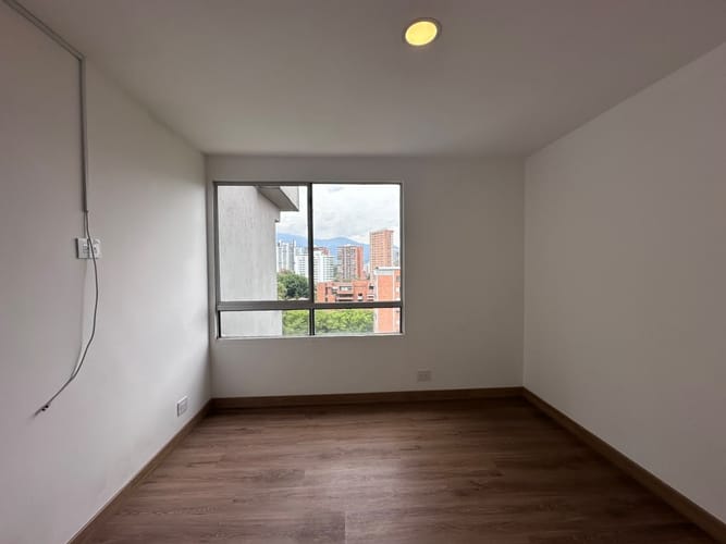 Apartamento de 3 alcobas en arriendo en El Poblado, Medellín, 200 m² · foto 13 de 19