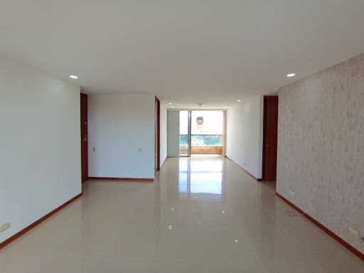 Apartamento en Arriendo en Los Balsos, Medellín en Oviedo