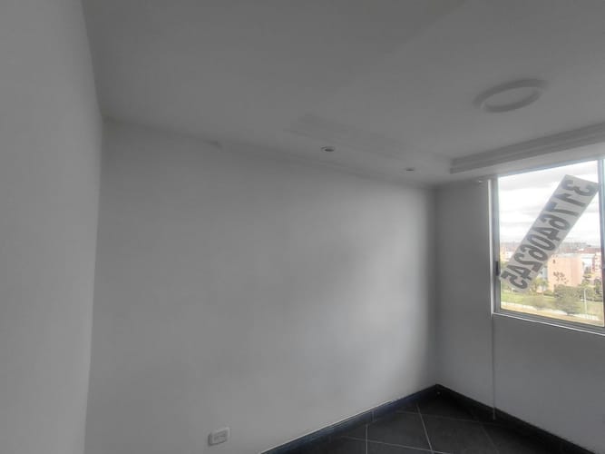 Apartamento de 3 alcobas en venta en La Felicidad, Bogotá, 59 m² · foto 5 de 19