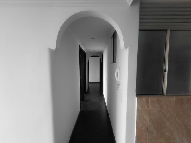 Apartamento de 3 alcobas en venta en La Felicidad, Bogotá, 59 m² · foto 4 de 19