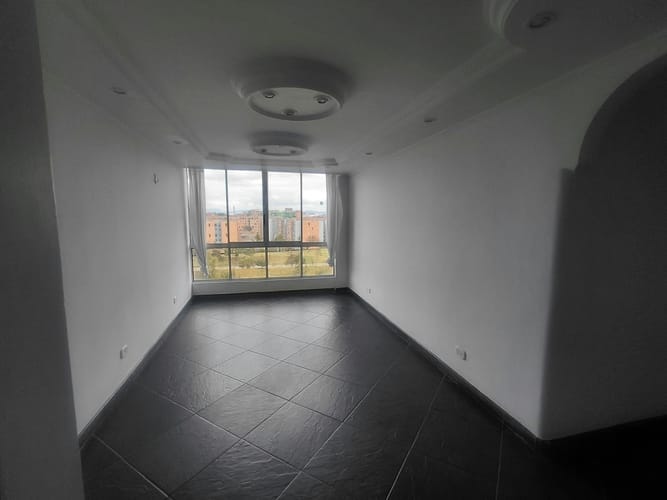 Apartamento de 3 alcobas en venta en La Felicidad, Bogotá, 59 m² · foto 3 de 19