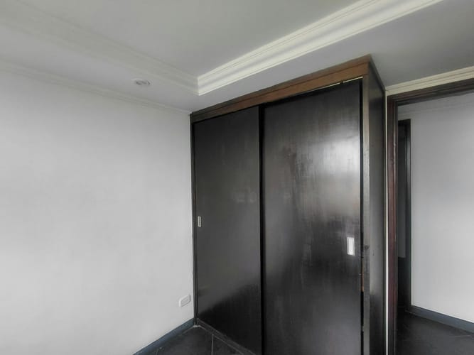 Apartamento de 3 alcobas en venta en La Felicidad, Bogotá, 59 m² · foto 7 de 19