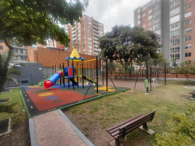 Apartamento de 3 alcobas en venta en La Felicidad, Bogotá, 59 m² · foto 19 de 19