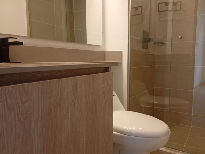 Apartamento de 2 alcobas en arriendo en El Poblado, Medellín, 61 m² · foto 13 de 13