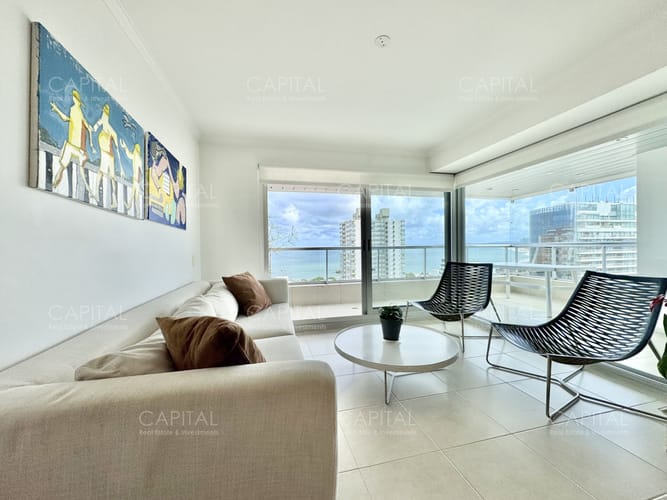 Apartamento de dos dormitorios en alquiler en playa mansa punta del este · Foto 2