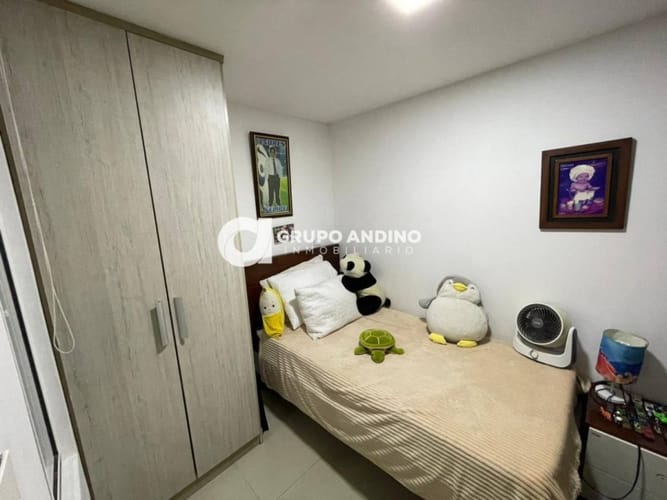 Casa de 4 alcobas en venta en Cañaveral, Floridablanca, 232 m² · foto 6 de 22