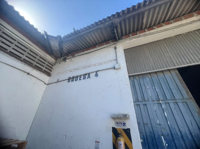 Bodega en arriendo en El Bosque, Cartagena, 446 m² · foto 2 de 6