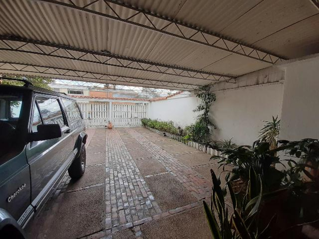 Casa en venta en Pasadena, Bogotá · foto 8 de 9