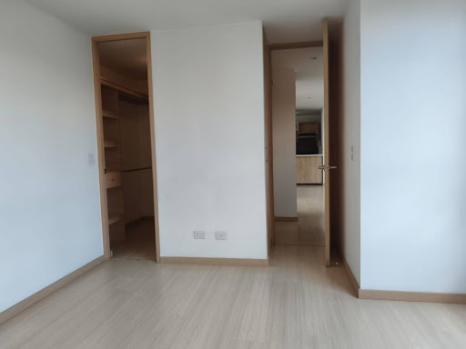 Apartamento en arriendo en El Esmeraldal, Envigado · foto 8 de 20