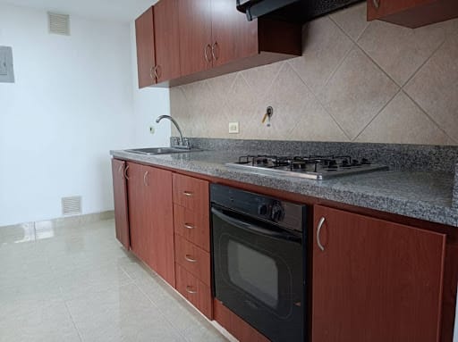 Apartamento de 3 alcobas en arriendo en Las Vegas, Envigado, 119 m² · foto 6 de 24