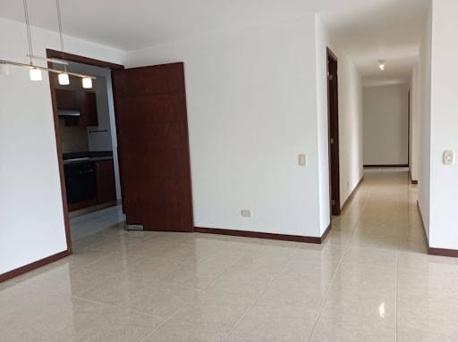 Apartamento de 3 alcobas en arriendo en Las Vegas, Envigado, 119 m² · foto 12 de 24