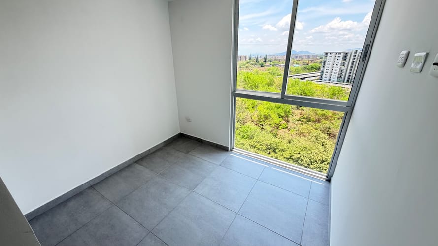 Apartamento de 3 alcobas en venta en Cn. Parque 93 Et. Iii, Ibagué, 85 m² · foto 8 de 18