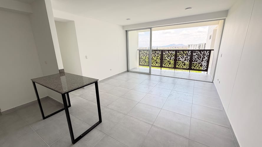Apartamento de 3 alcobas en venta en Cn. Parque 93 Et. Iii, Ibagué, 85 m² · foto 2 de 18